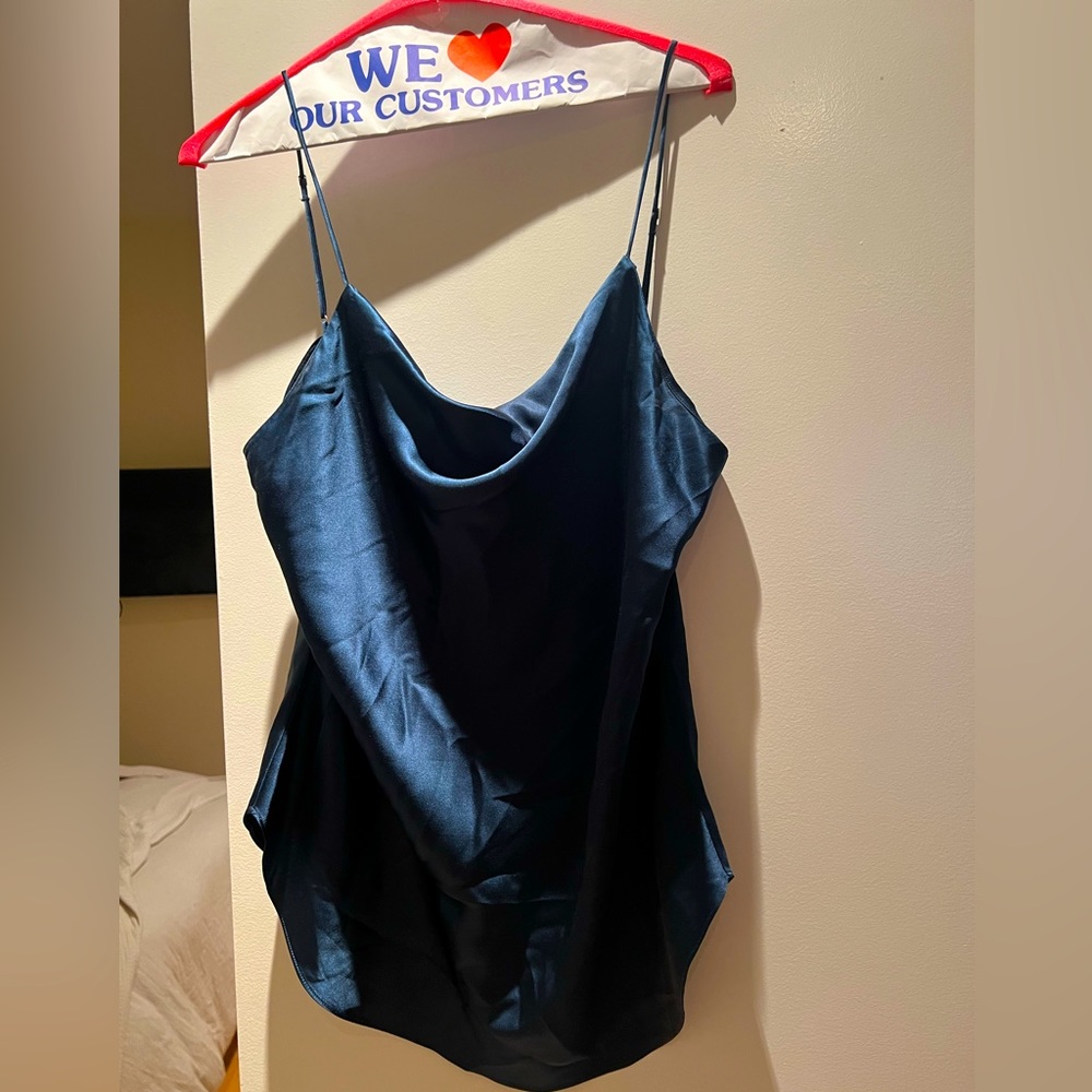 Gorgeous Cinq a Sept 100% Marta silk cowl neck camisole - Size Large